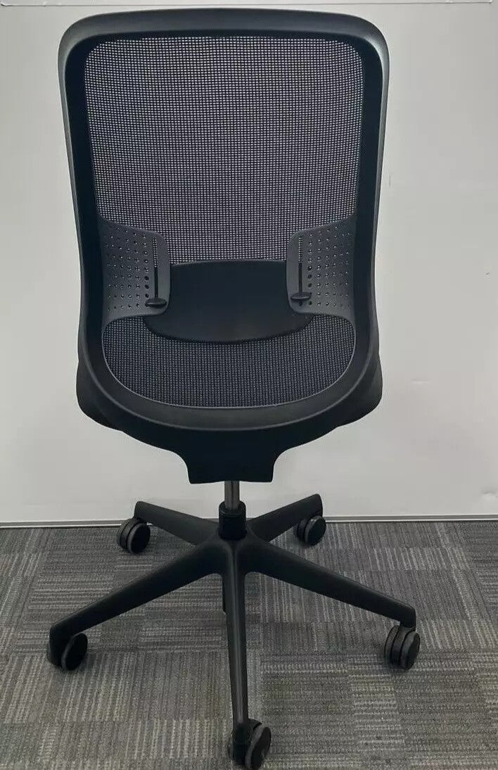 Orangebox Do Mesh Back Operators Chair Black (used)