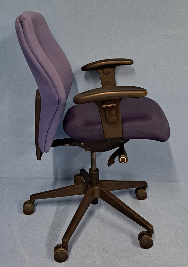 2 Tone Blue Medium Back Operators Armchair with Height Adjustable Arms (used)
