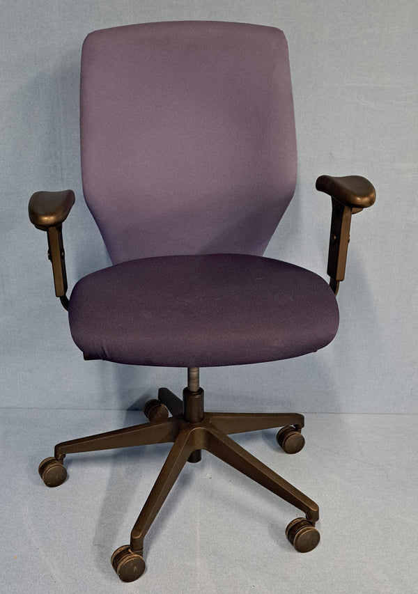 2 Tone Blue Medium Back Operators Armchair with Height Adjustable Arms (used)