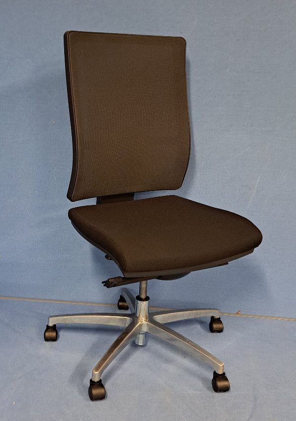*SALE* Sitland Team Strike Mesh Operators Chair (used)