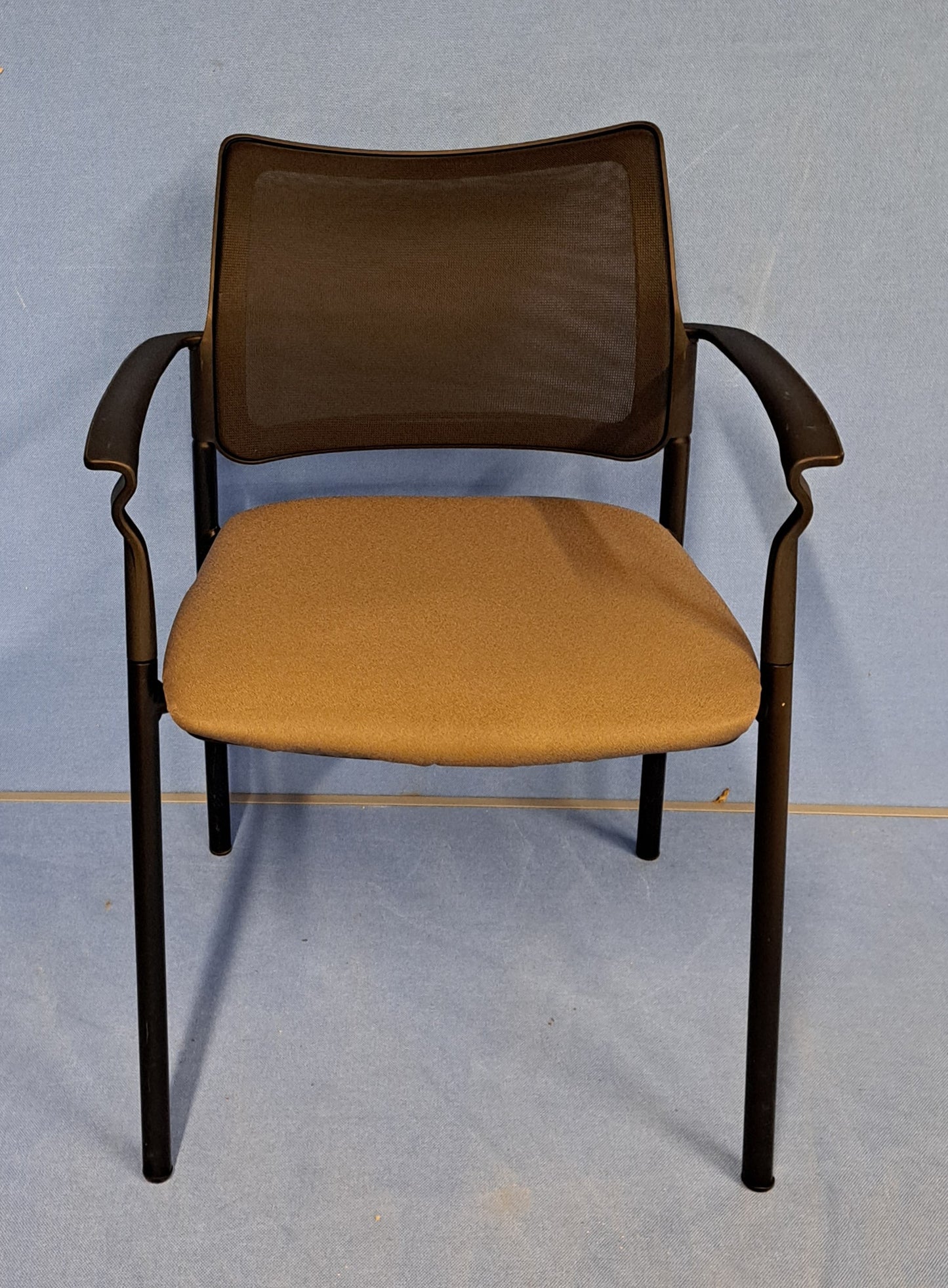 *SALE* Gresham SJX Mesh Task Meeting Armchair on 4 Legged Frame Grey / Black (used)