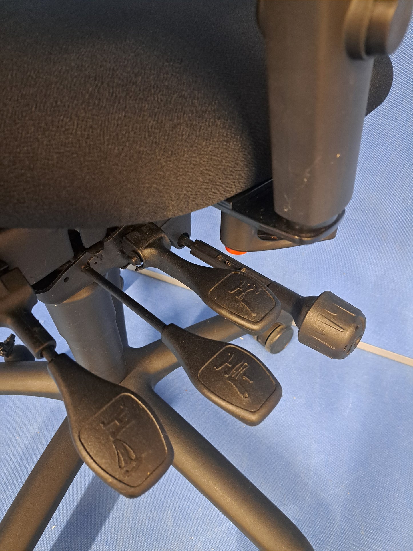 *SALE* High Back Operators Armchair with Adjustable Headrest Black (used)