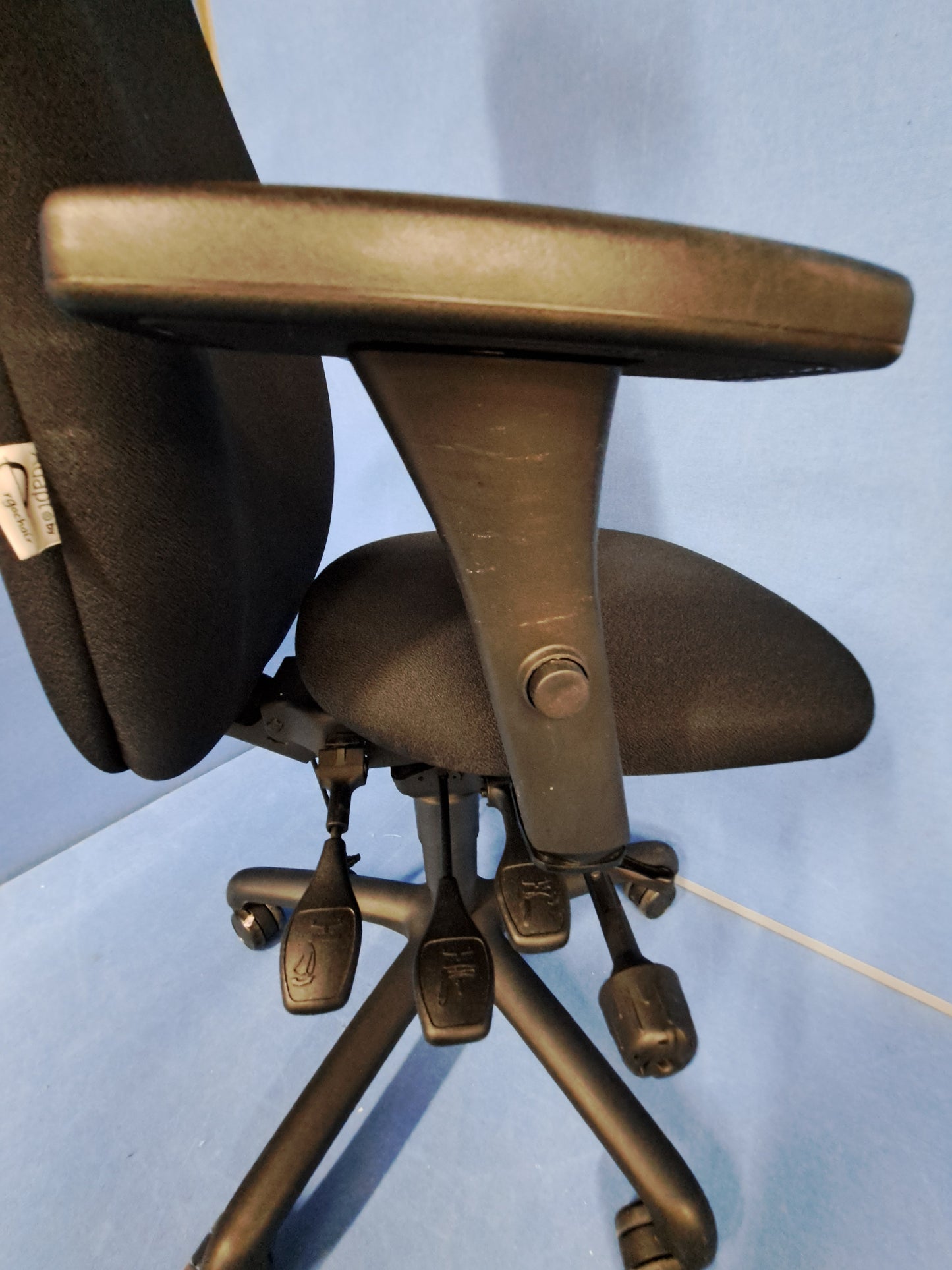 *SALE* High Back Operators Armchair with Adjustable Headrest Black (used)