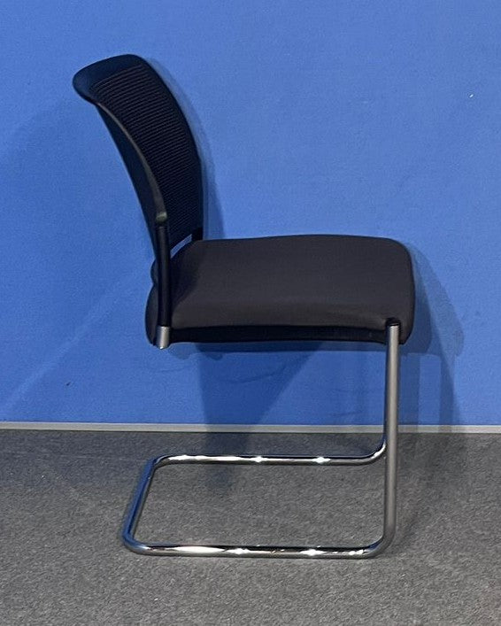 Boss Design Mars Komac Visitor / Meeting Chair Grey & black on a Cantilever Frame (used)