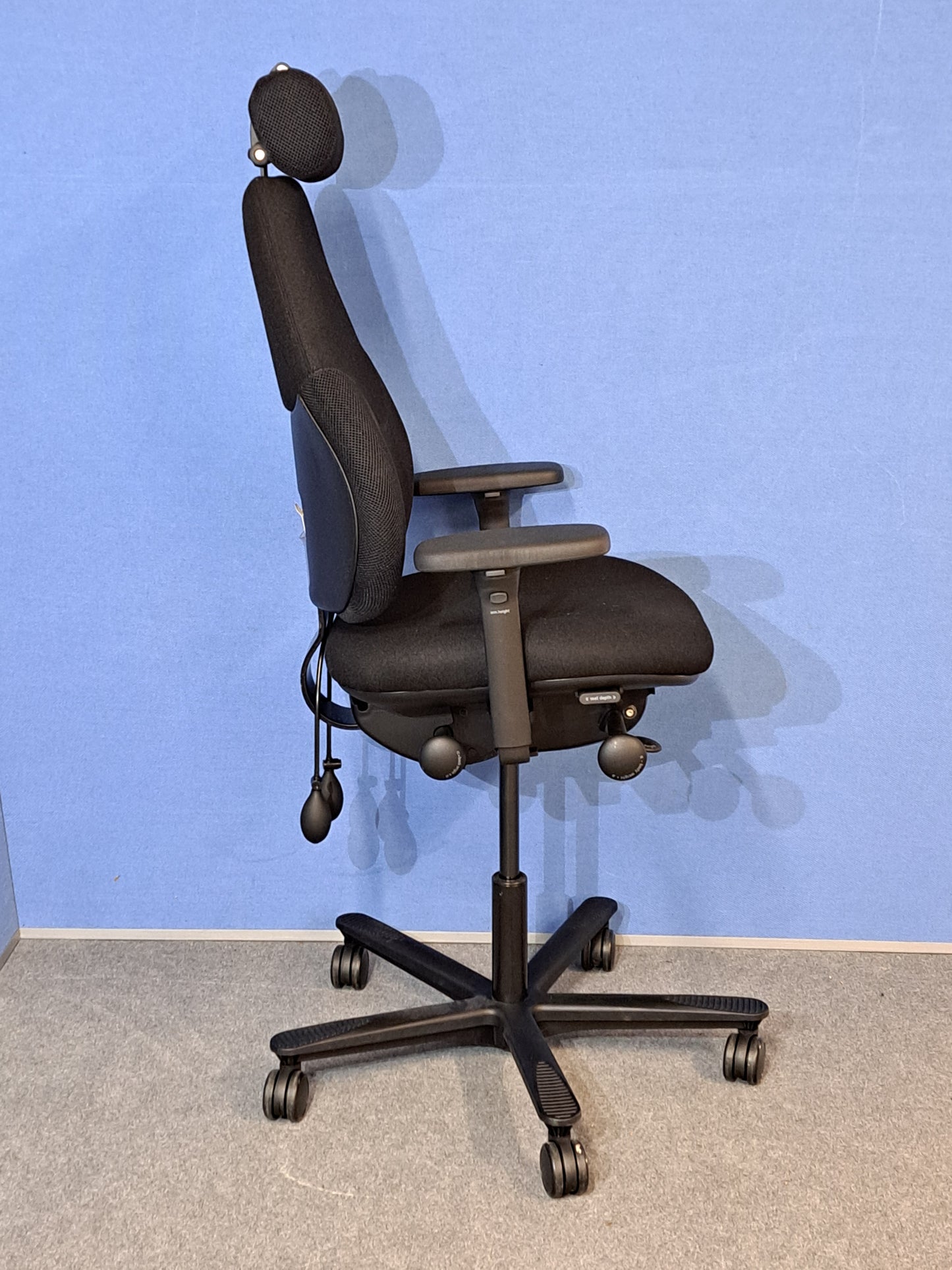 Orangebox Flo High Back Task Armchair with Headrest Black (used)