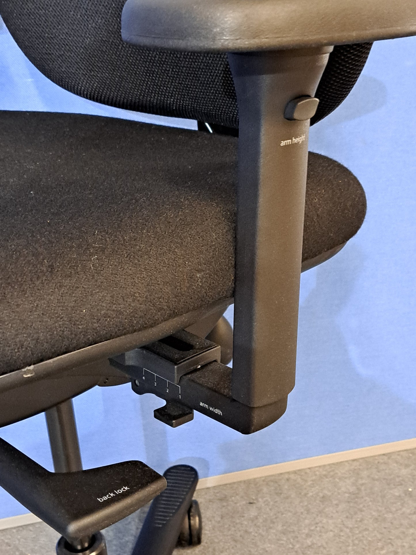 Orangebox Flo High Back Task Armchair with Headrest Black (used)