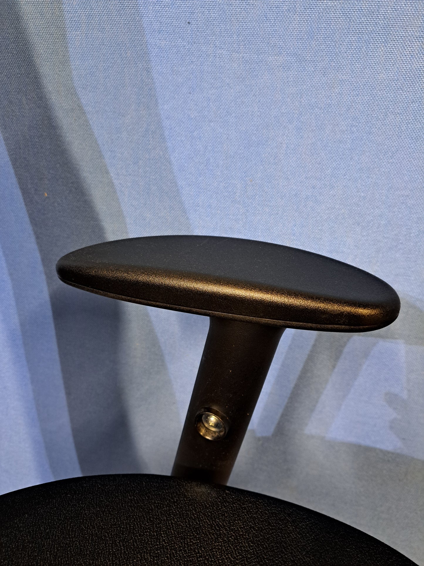 Adapt by Ergochair High Back Operators Armchair (used)