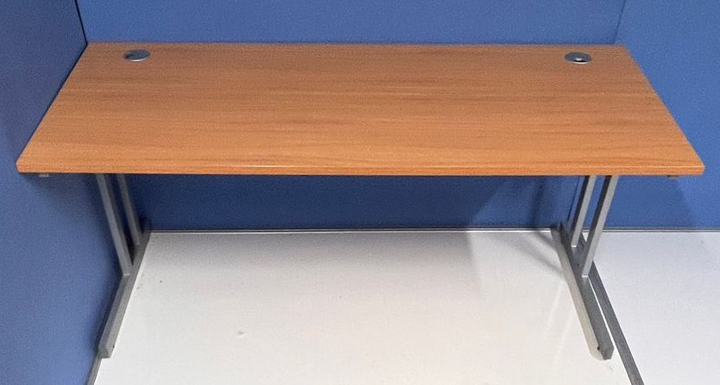 1800x800mm Straight Desk Beech (used)