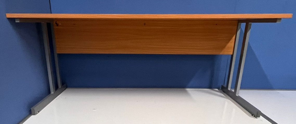 1800x800mm Straight Desk Beech (used)