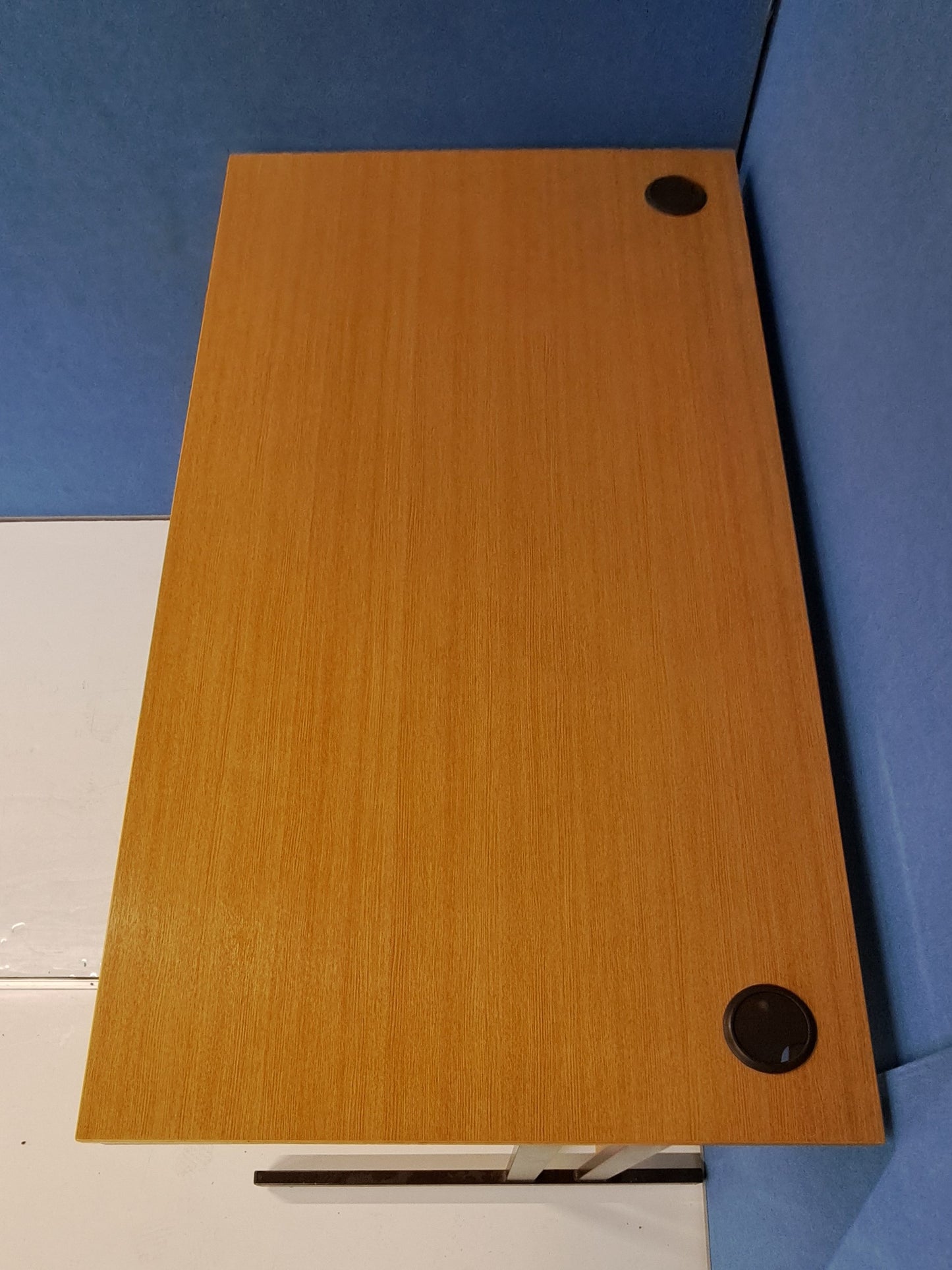 *SALE* 1550x800mm Straight Desk Oak (used)