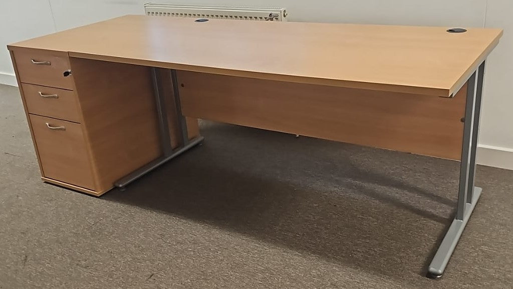 *SALE* 1600x800mm Straight Desk inc 3 Drawer Desk High Pedestal Beech (used)
