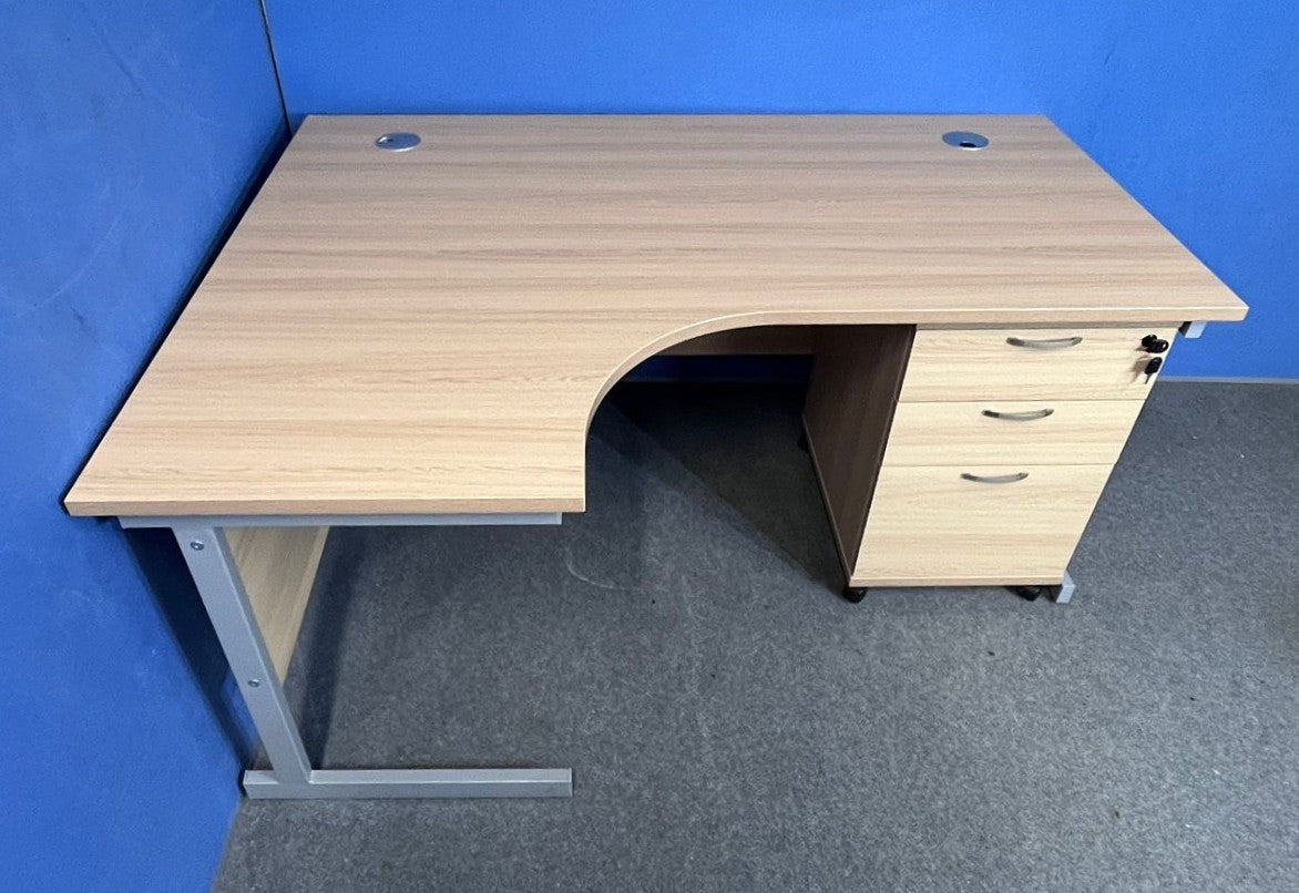 1600mm Left Hand Curved Desk inc 3 Drawer Mobile Pedestal Verade Oak (used)