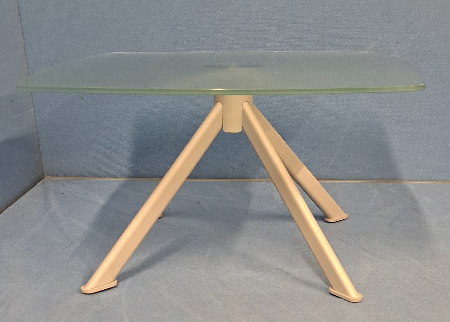 680x680mm Glass Coffee Table (used)