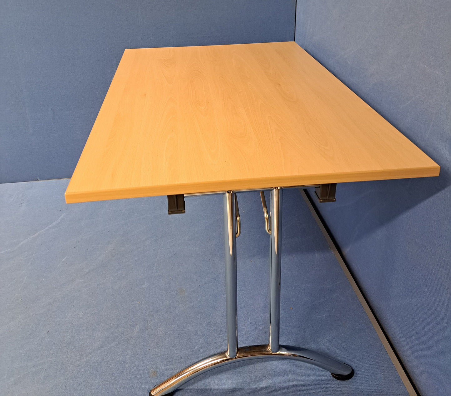 1200x800mm Foldaway Table Beech (used)