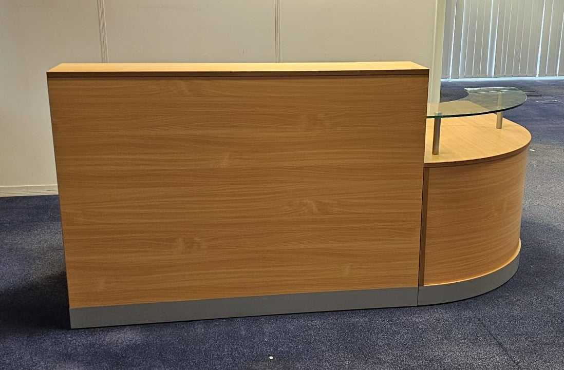 2400x1600mm Reception Counter with Glass Shelf Beech (used)