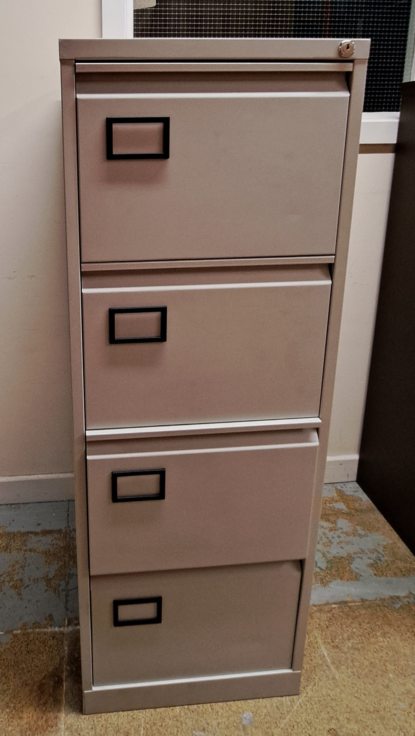 4 Drawer Steel Filing Cabinet Colour/ Style May Vary (used)