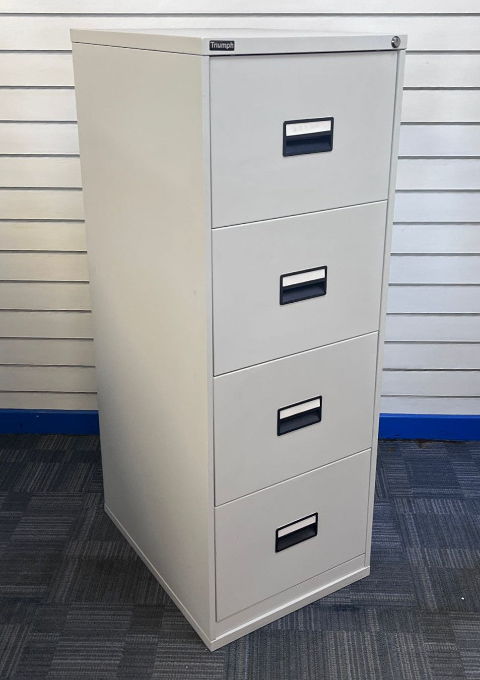 Triumph 4 Drawer Steel Filing Cabinet Grey (used)