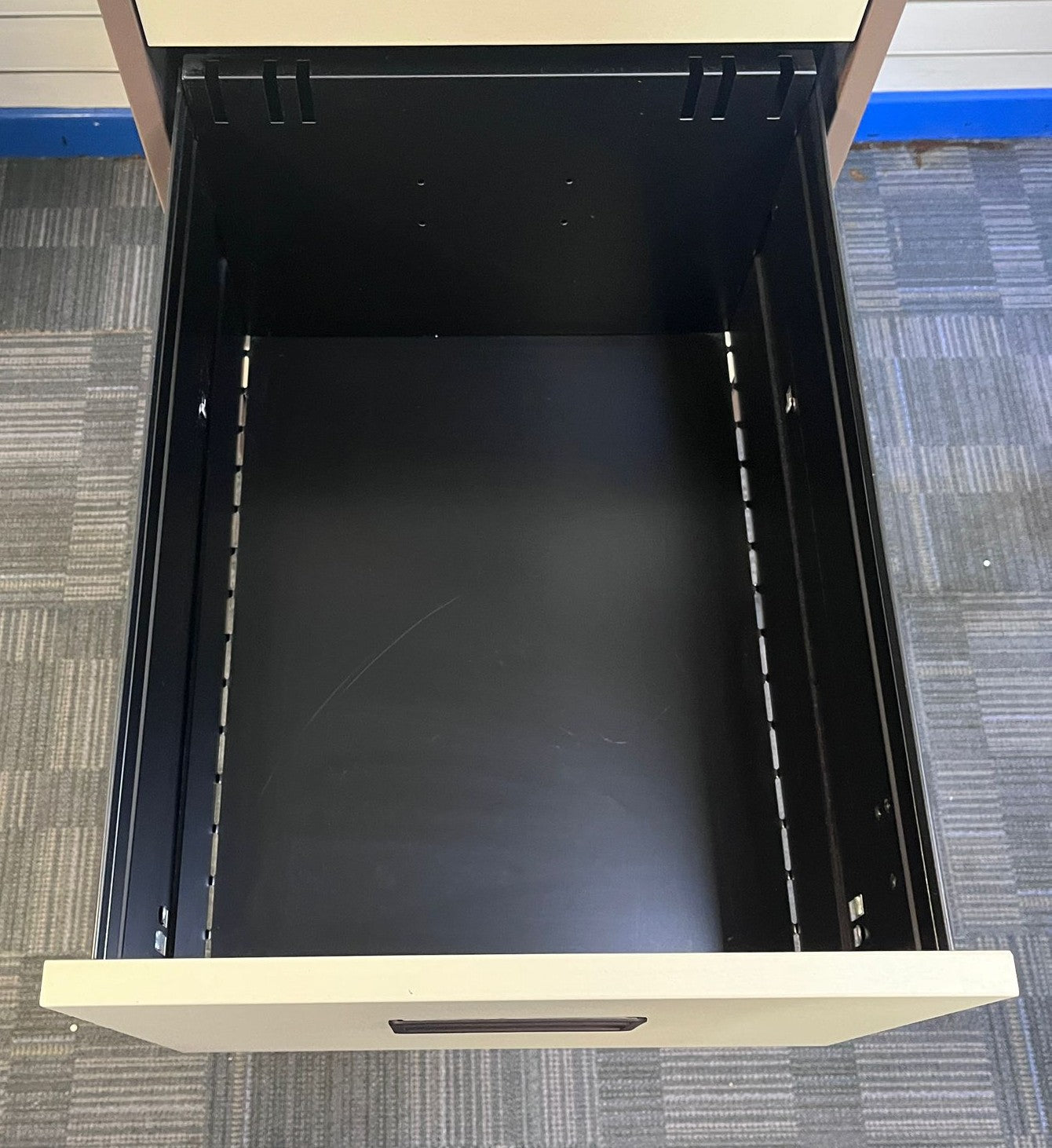 4 Drawer Steel Filing Cabinet Coffee / Cream (used)