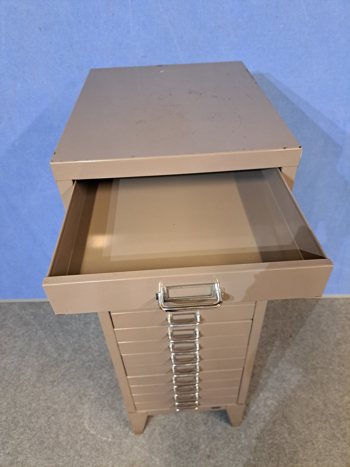 Vintage Stor All Steel 15 Drawer Metal Cabinet with Chrome pull Handles (used)