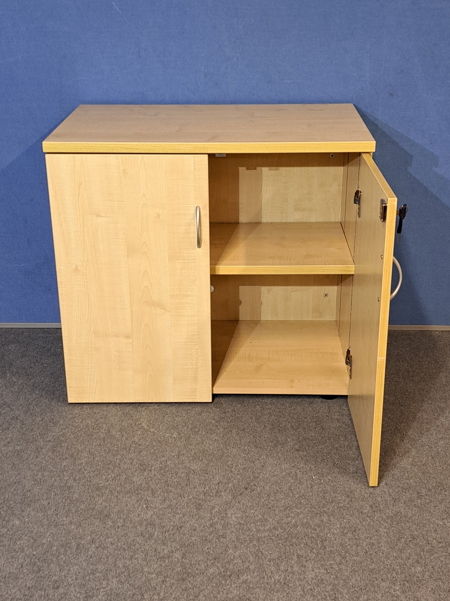Desk High Cupboard with 1 Shelf Maple (used)