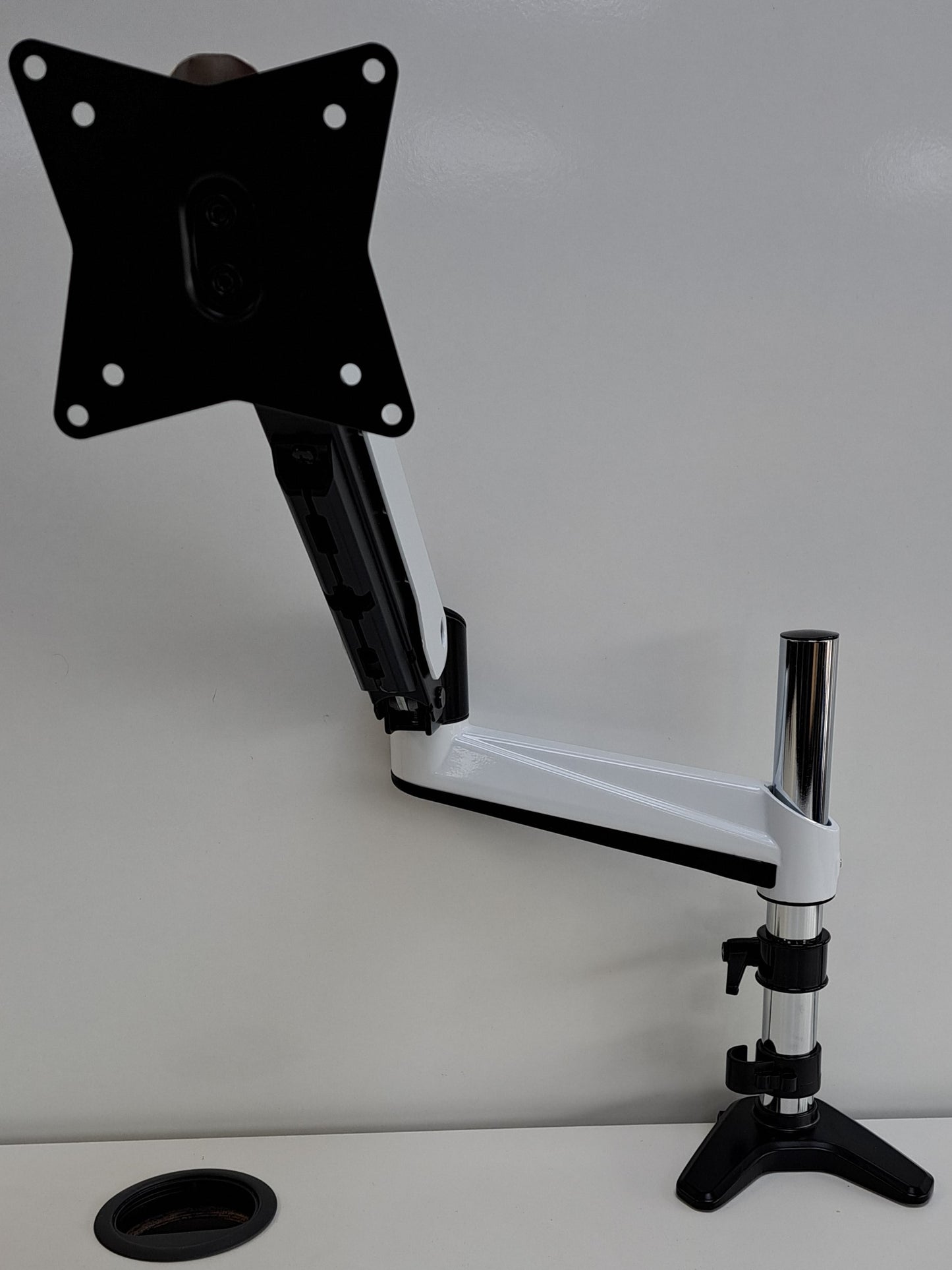 HUANUO HNSS5 Gas Spring Monitor Riser Arm (as new)
