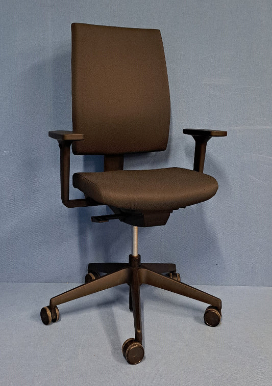 *SALE* Senator FreeFlex Task Operators Armchair Grey with black 5 star base (used)