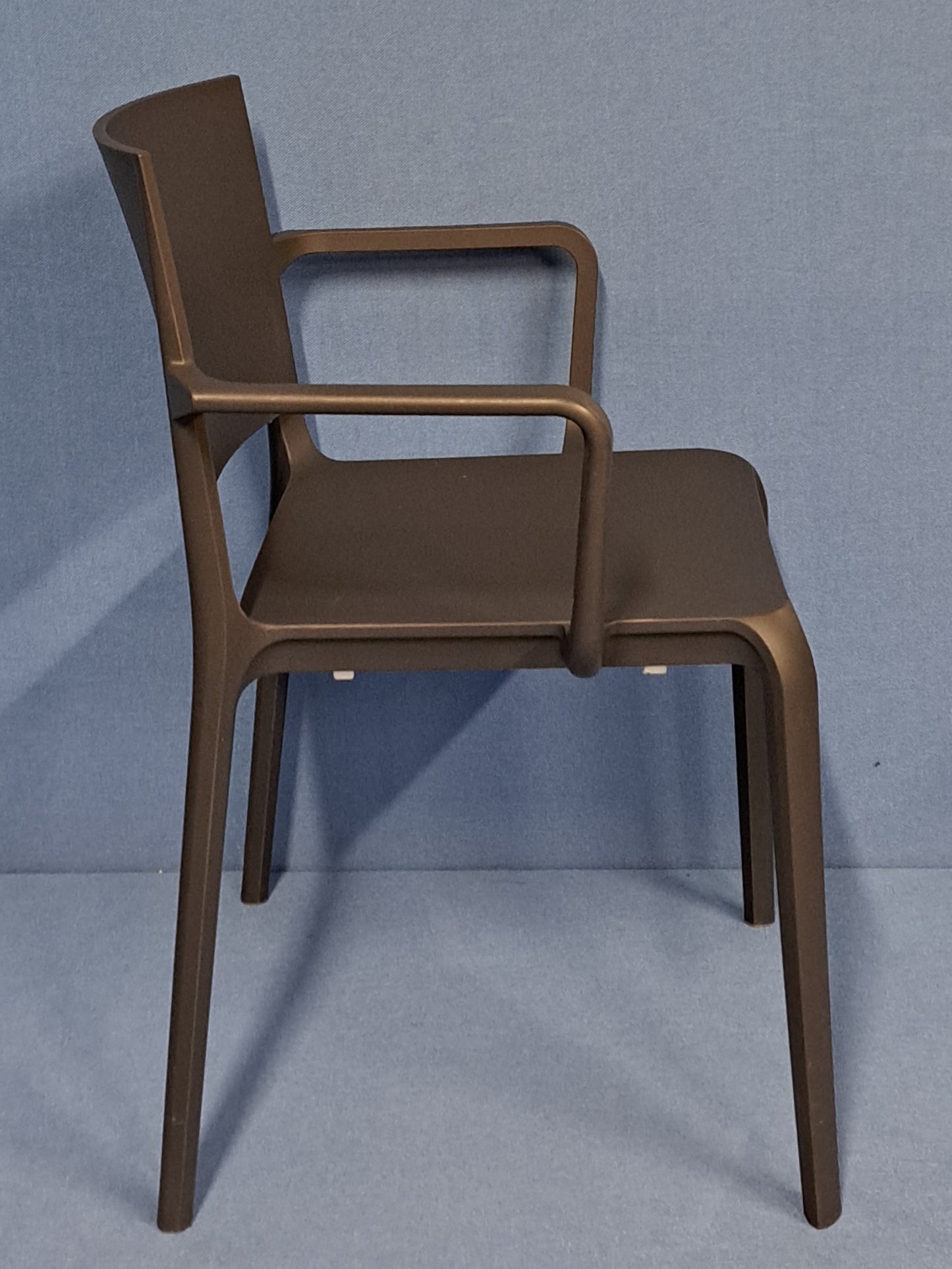 *SALE* Allermuir Tonina Stackable Plastic outdoor/indoor armchair Grey *Set of 4* (used)