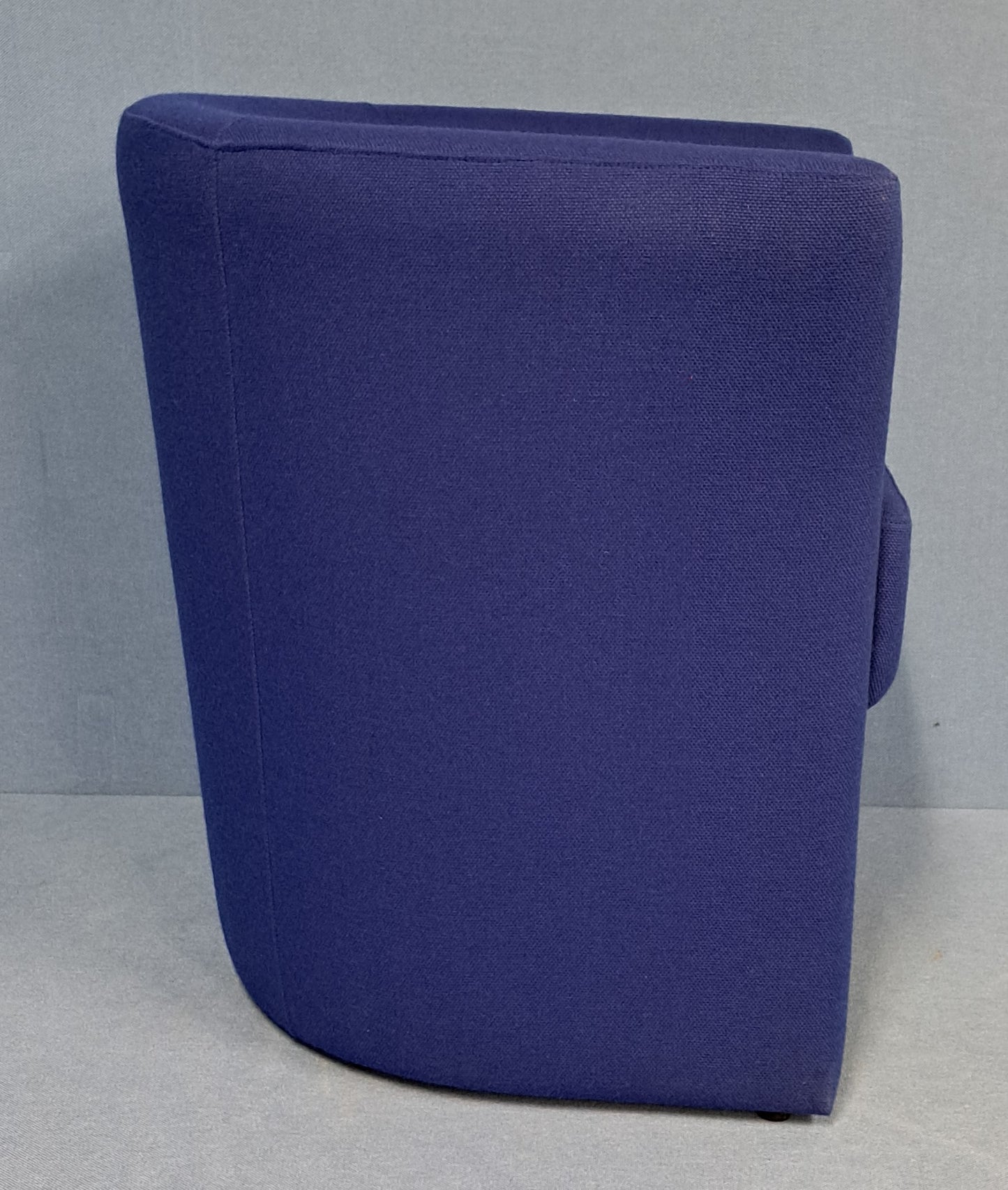 *SALE* Single Seater Tub Chair Blue (used)