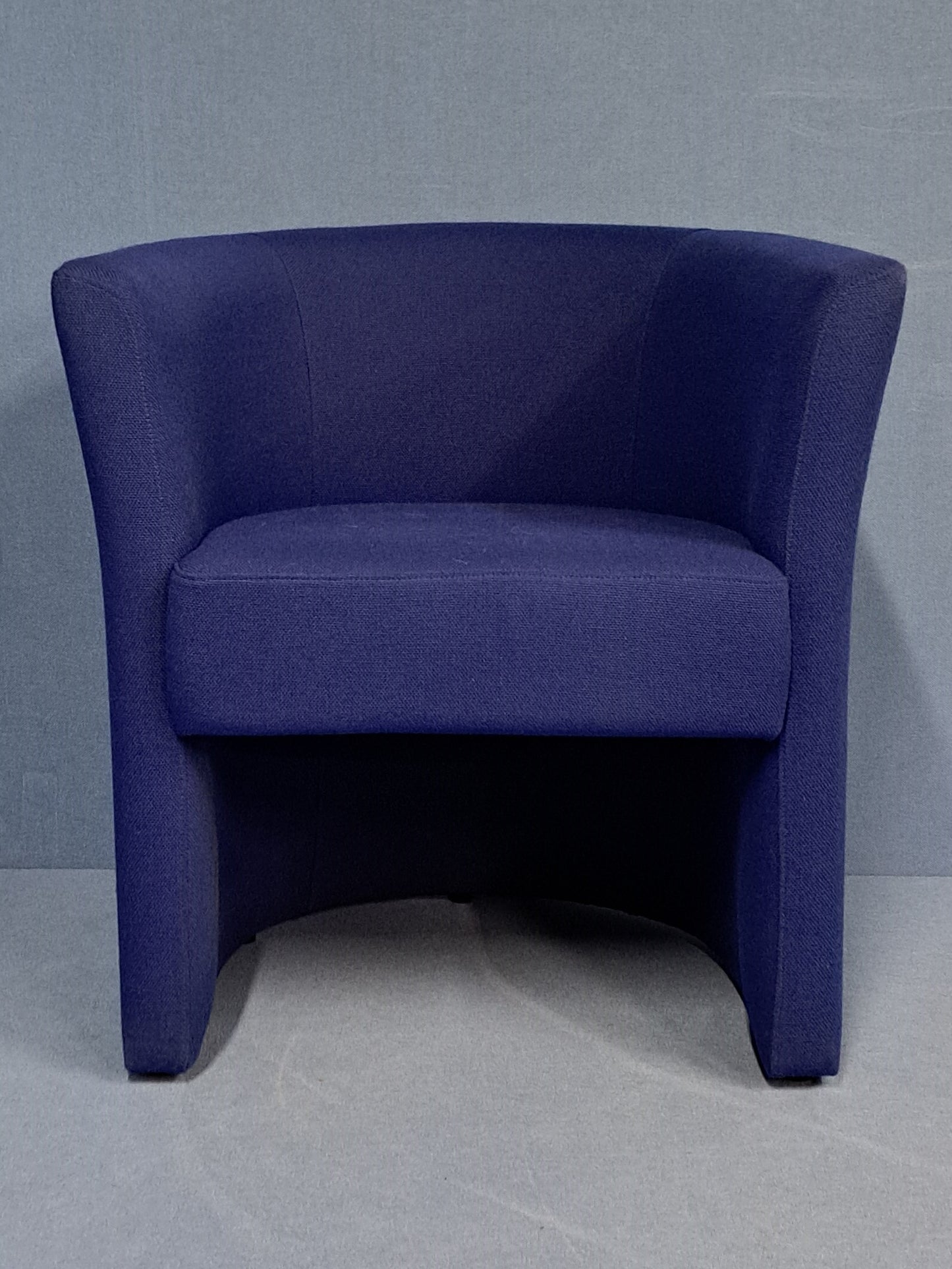 *SALE* Single Seater Tub Chair Blue (used)