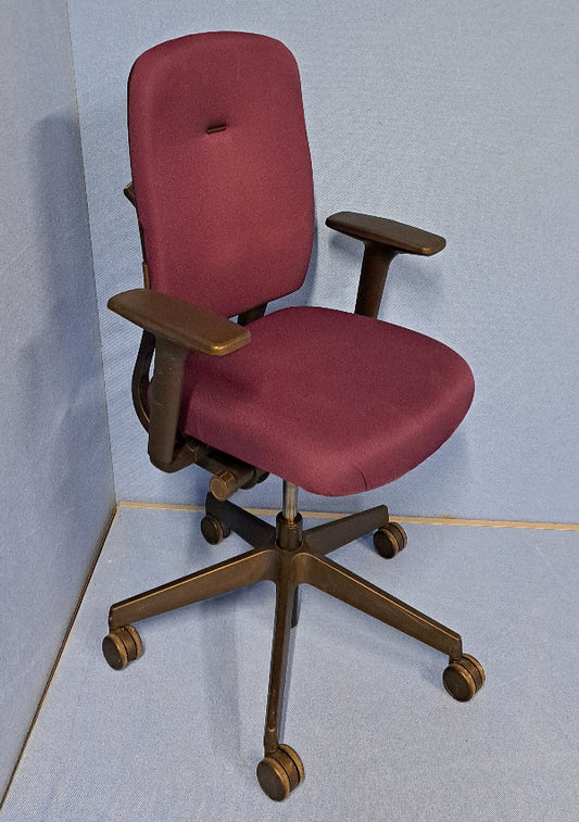 *SALE* Senator Stroll ST640HA Task Armchair Purple (used)
