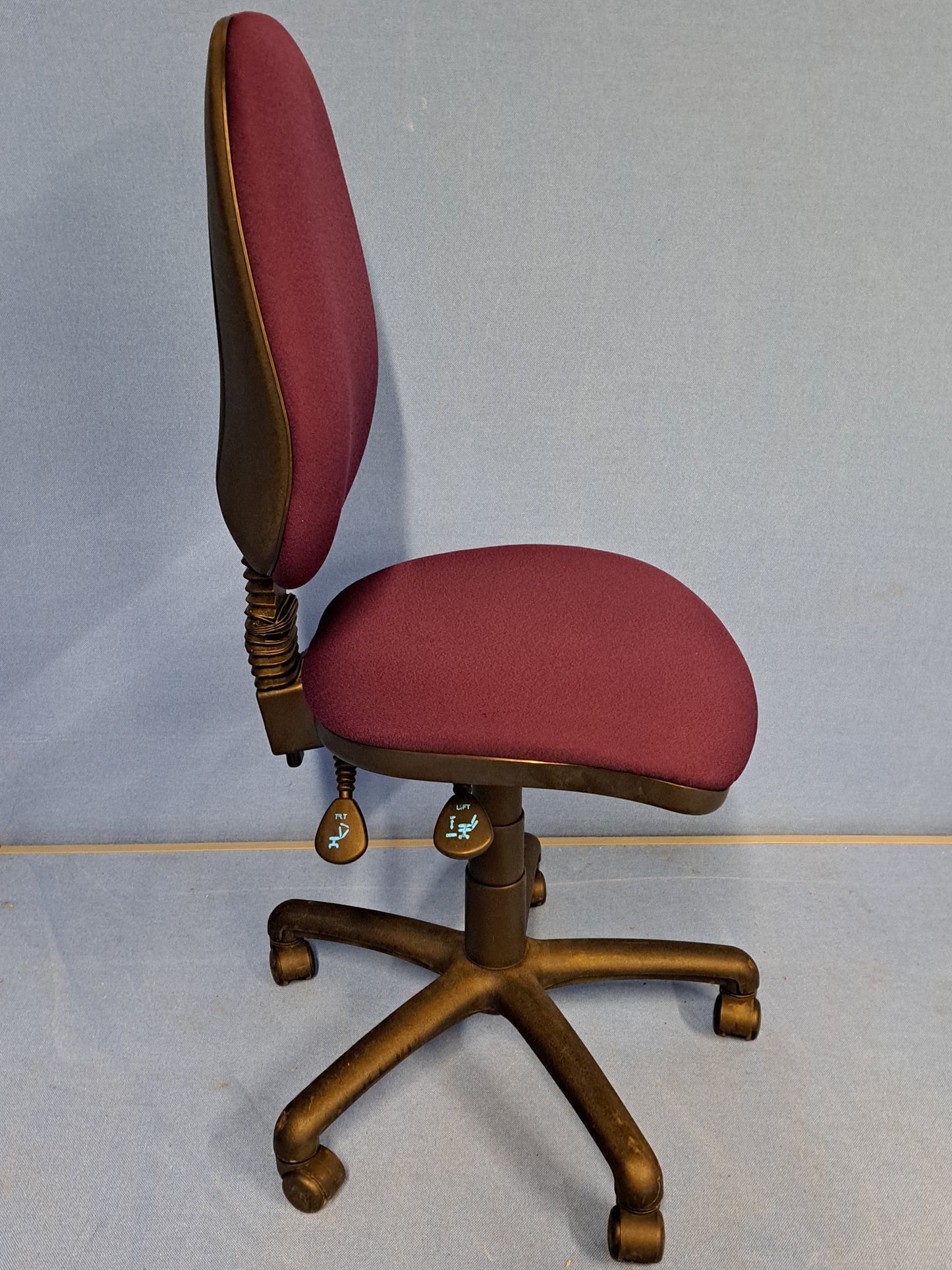 Clearance Operator Chairs (used)