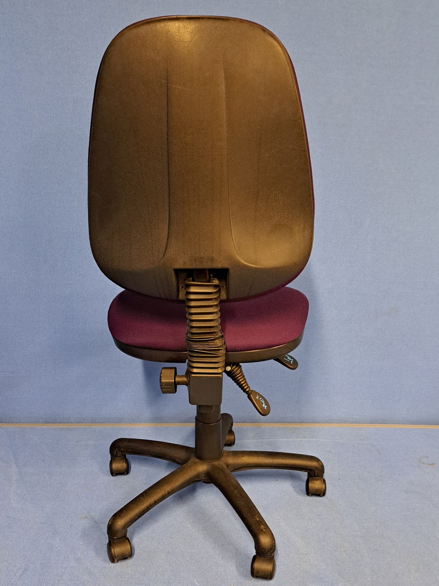 Clearance Operator Chairs (used)
