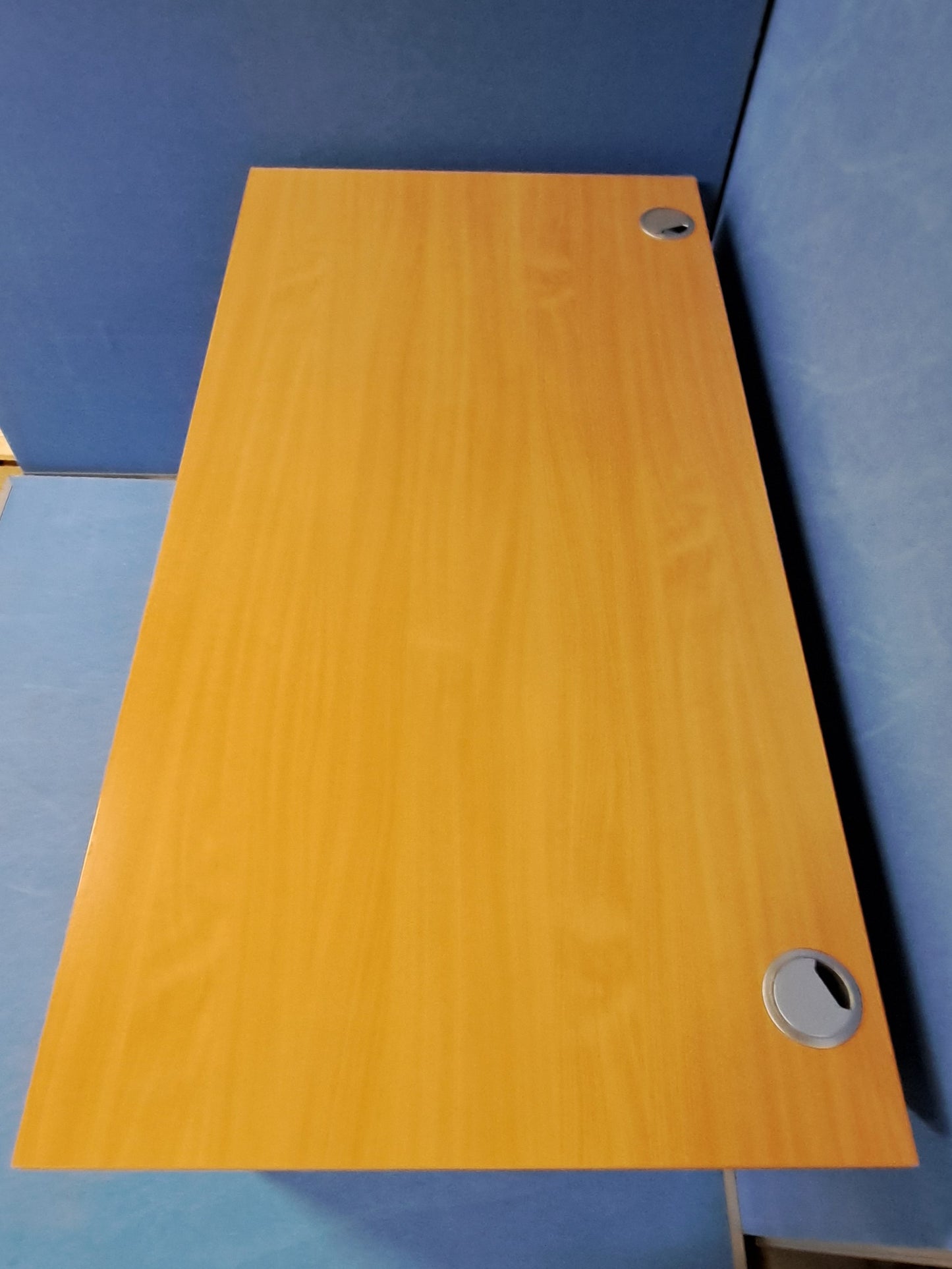 1600x800mm Straight Desk with Panel Legs Beech (used)