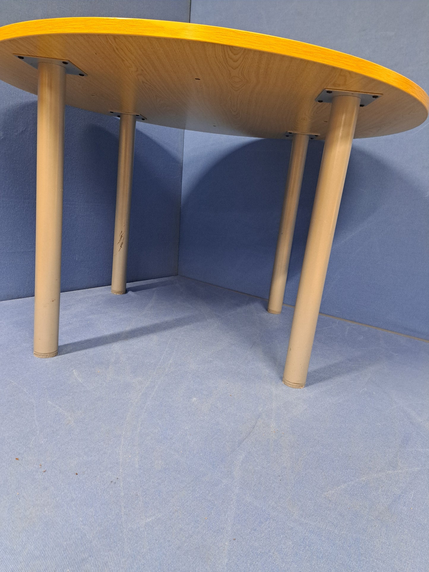 1200mm diameter Table Oak (used)