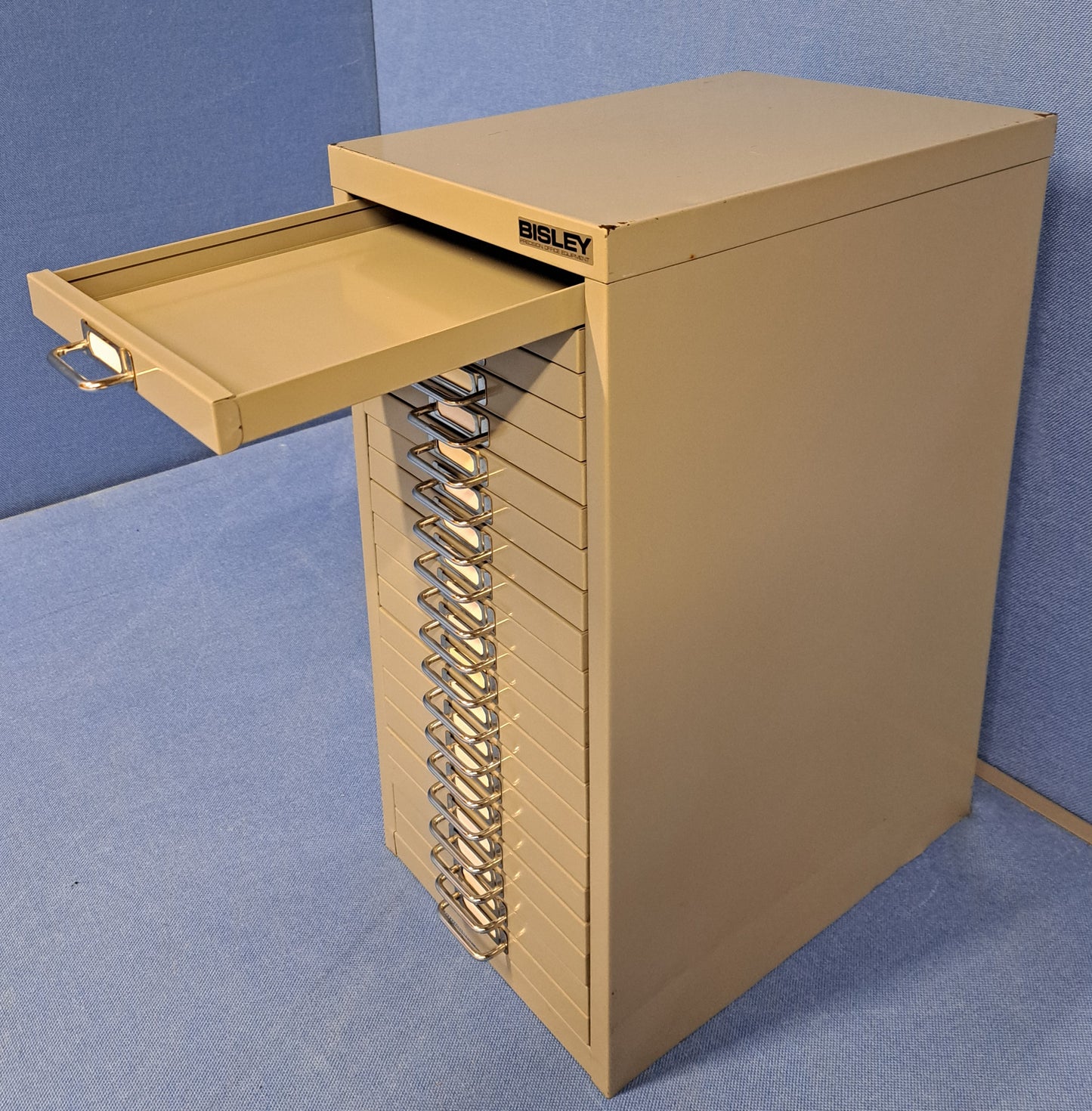 Bisley 20 Drawer Multidrawer Cabinet Grey (used)