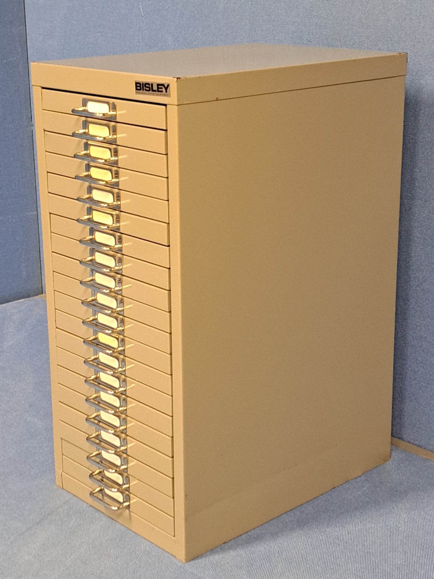 Bisley 20 Drawer Multidrawer Cabinet Grey (used)
