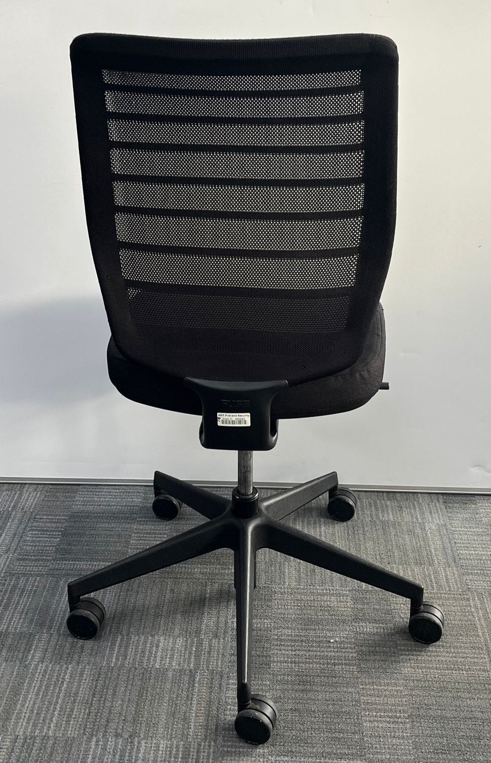 Senator Fuse Mesh Back Operators Chair Black (used)