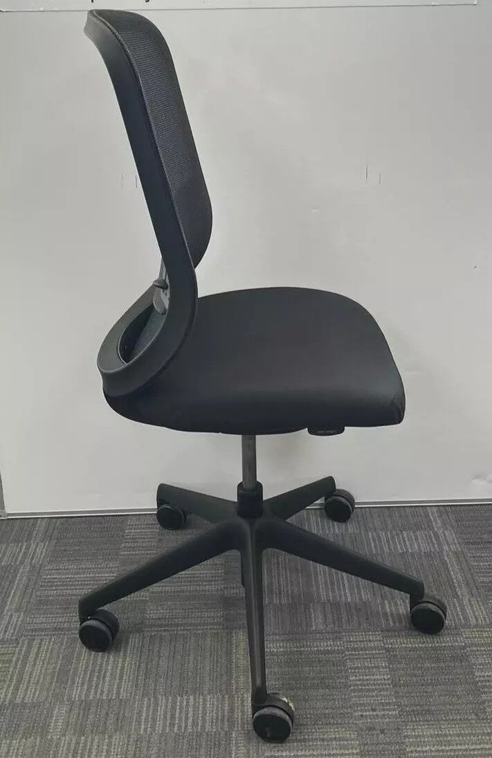 Orangebox Do Mesh Back Operators Chair Black (used)