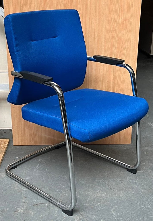 Set of 4 Medium Back Meeting Armchair Cantilever Chrome Frame Blue (used)