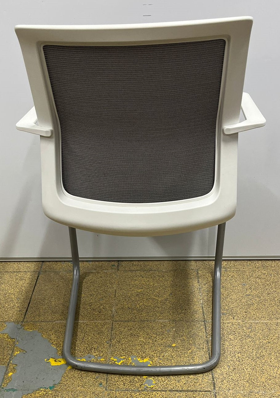 Orangebox Workday meeting / visitors armchair on cantilever frame grey / white (used)