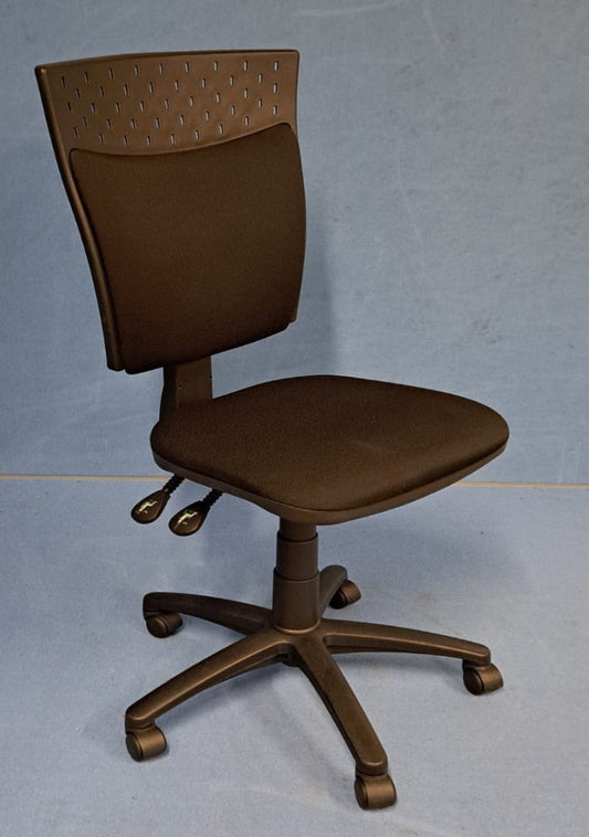 Senator Torasen E76 Operators Chair Black (used)