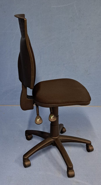 Senator Torasen E76 Operators Chair Black (used)