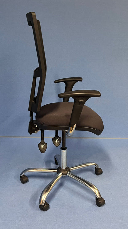 High Mesh Back Operators Armchair with 3D Arms Black (used)