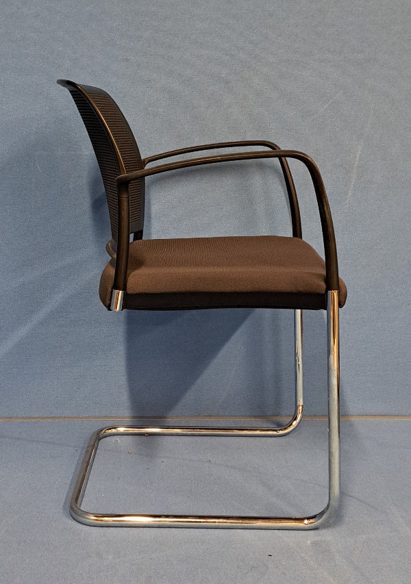Boss Design Mars Komac Visitor / Meeting Armchair Grey & black on a Cantilever Frame (used)