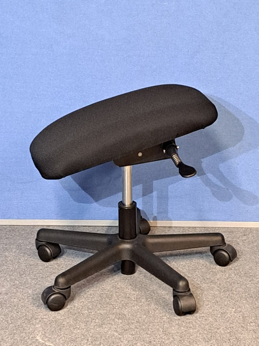 Actyv Single Height Adjustable Leg Rest Black (used)