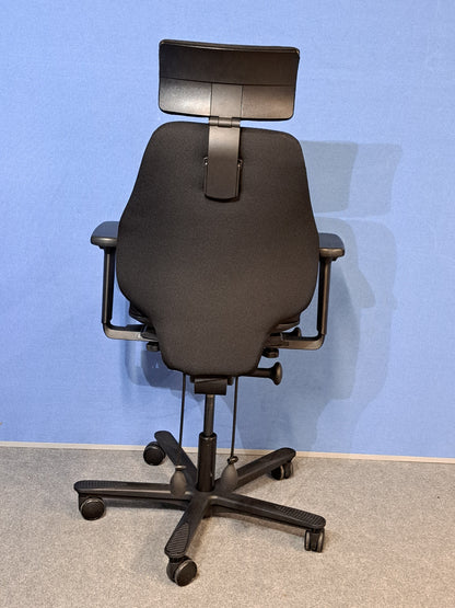 Orangebox Spira Plus Medium Back Armchair inc Headrest Black (used)