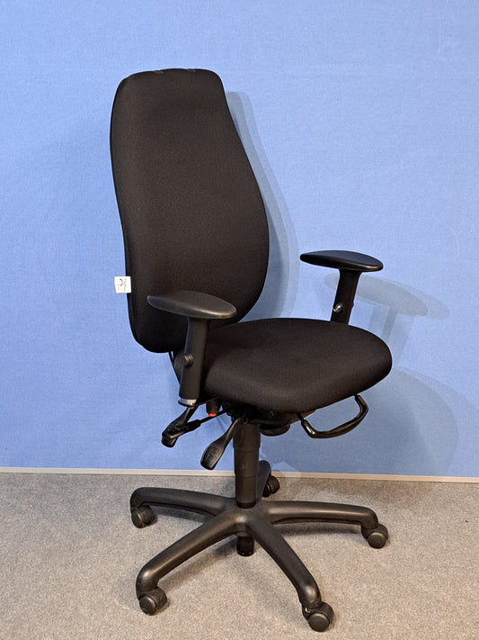 Adapt by Ergochair High Back Operators Armchair (used)