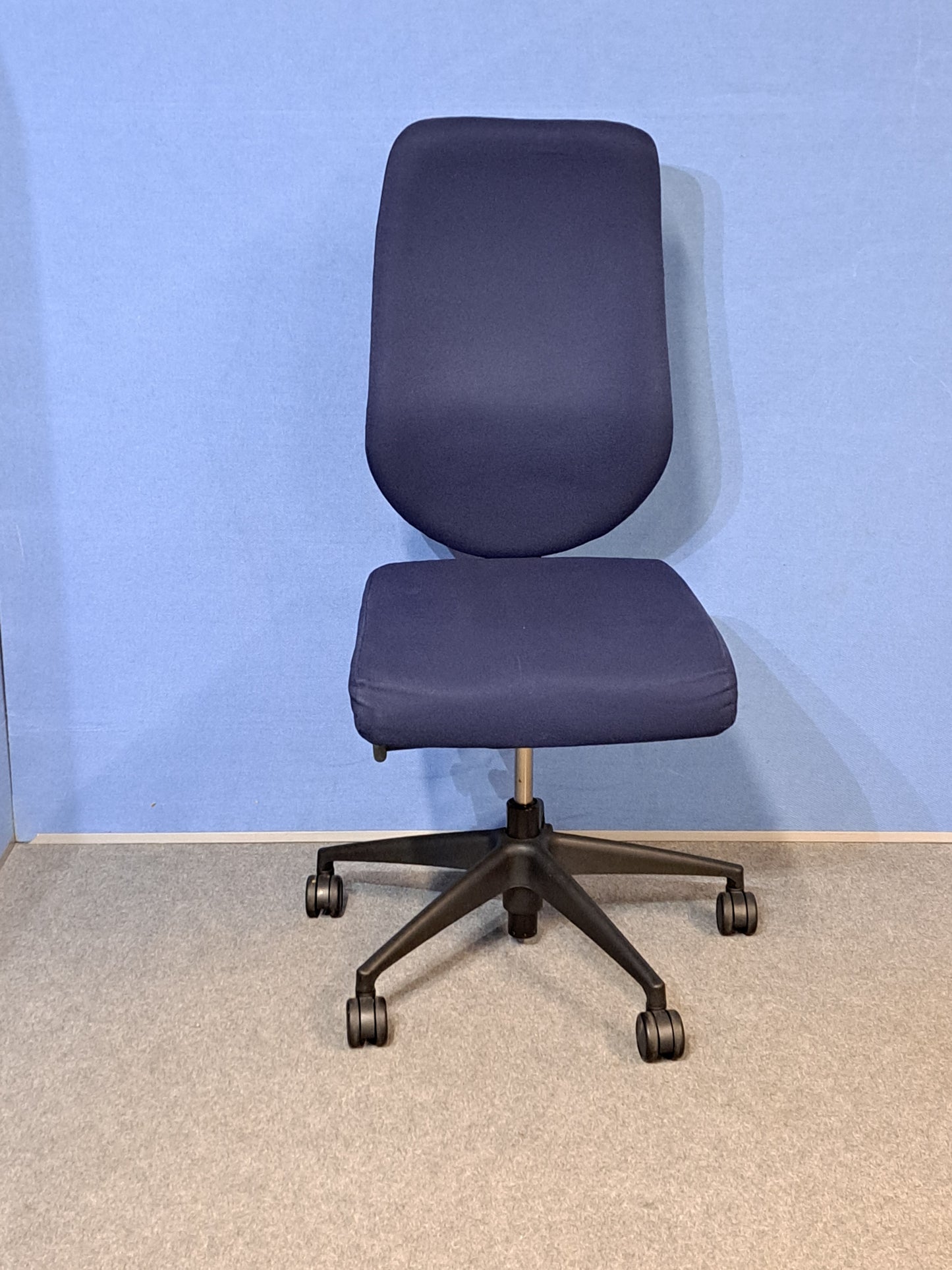 Boss Design Key Task Medium Chair Blue (used)