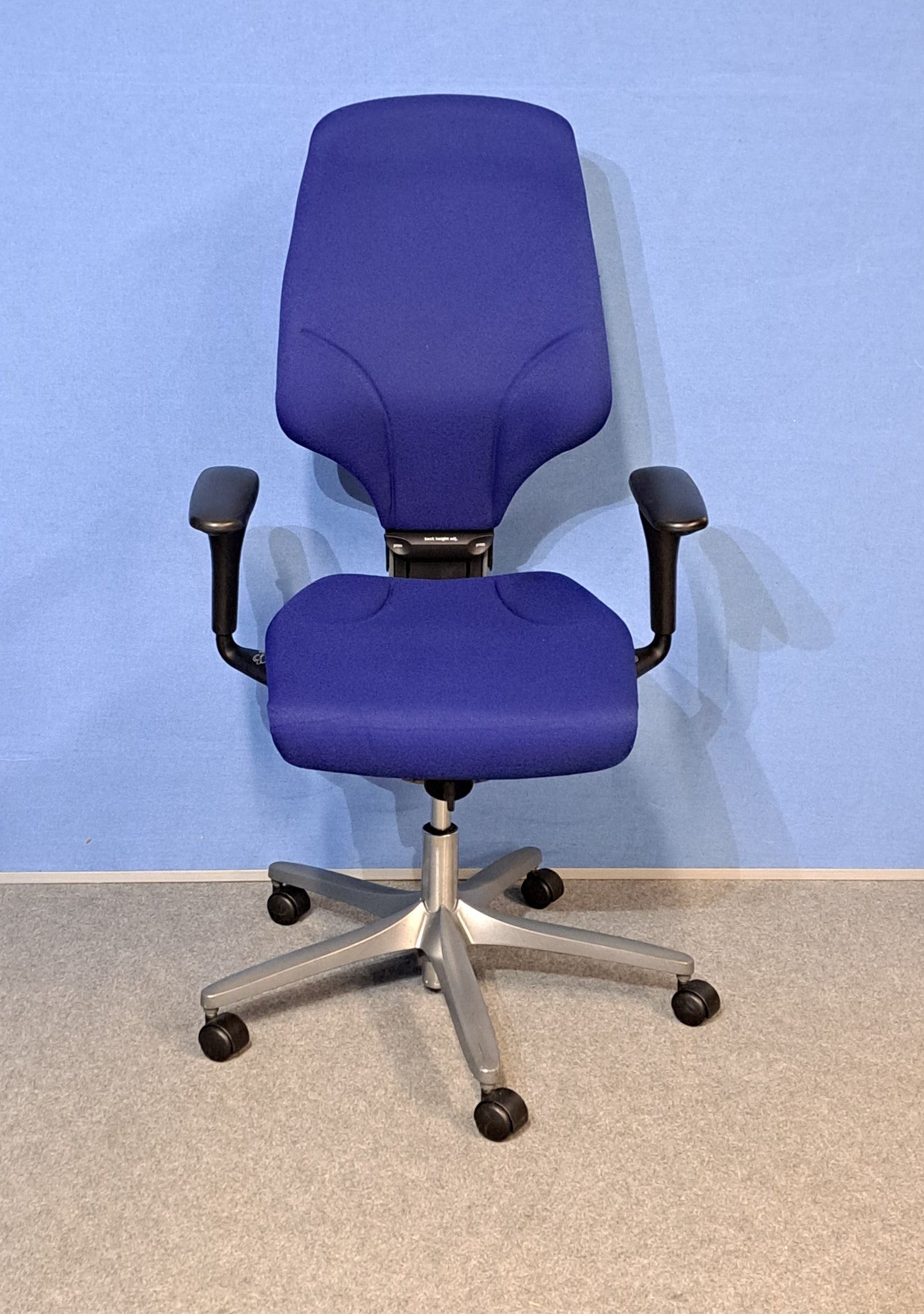 Giroflex G64 High Back Operators Armchair BLue(used)