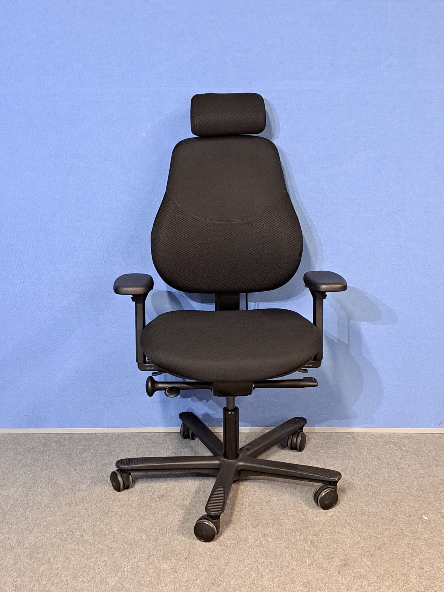 Orangebox Flo Mid Back Task Armchair with Headrest Black (used)